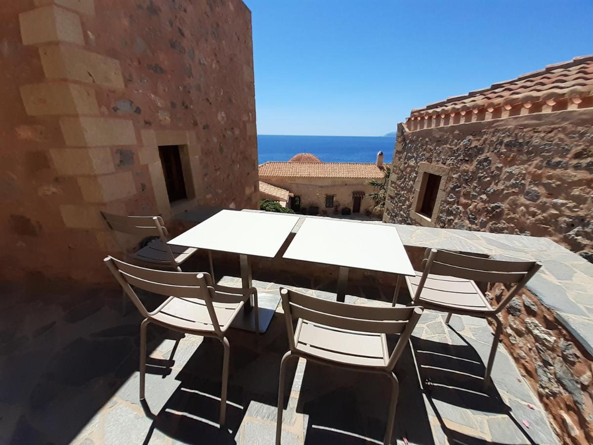 דירות מונמבאסיה House In The Castle מראה חיצוני תמונה